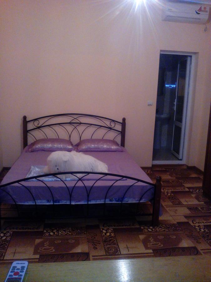Guesthouse U Moti New Athos Екстериор снимка
