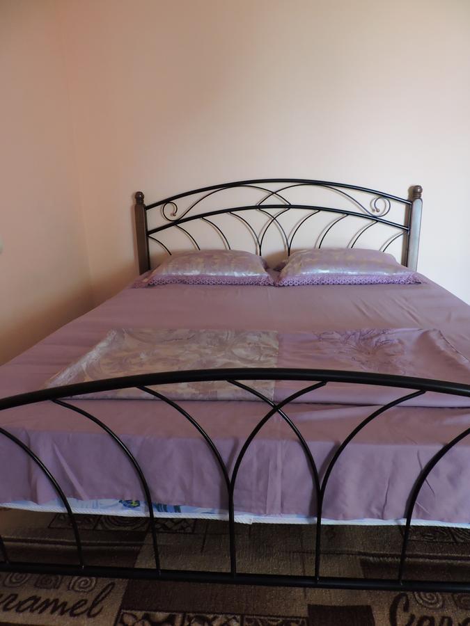 Guesthouse U Moti New Athos Екстериор снимка