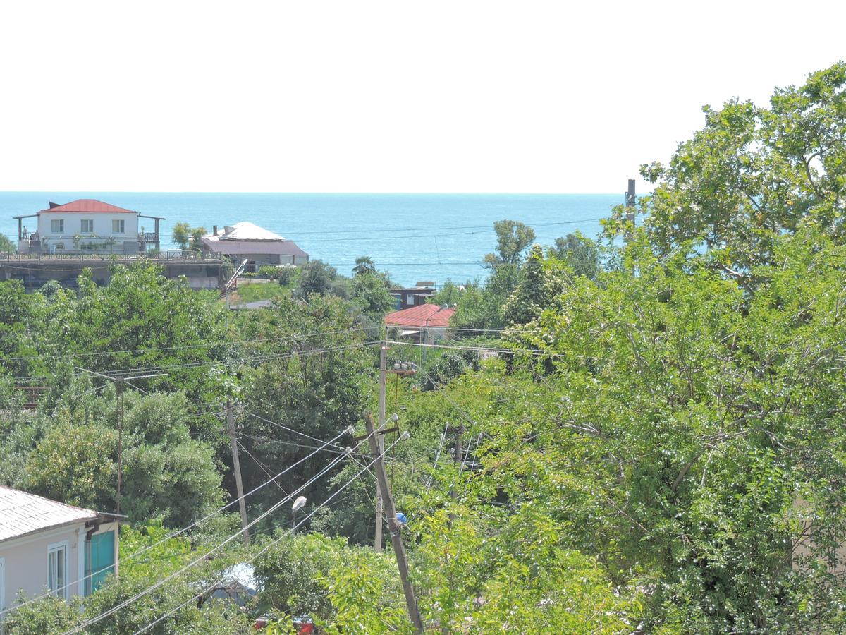 Guesthouse U Moti New Athos Екстериор снимка