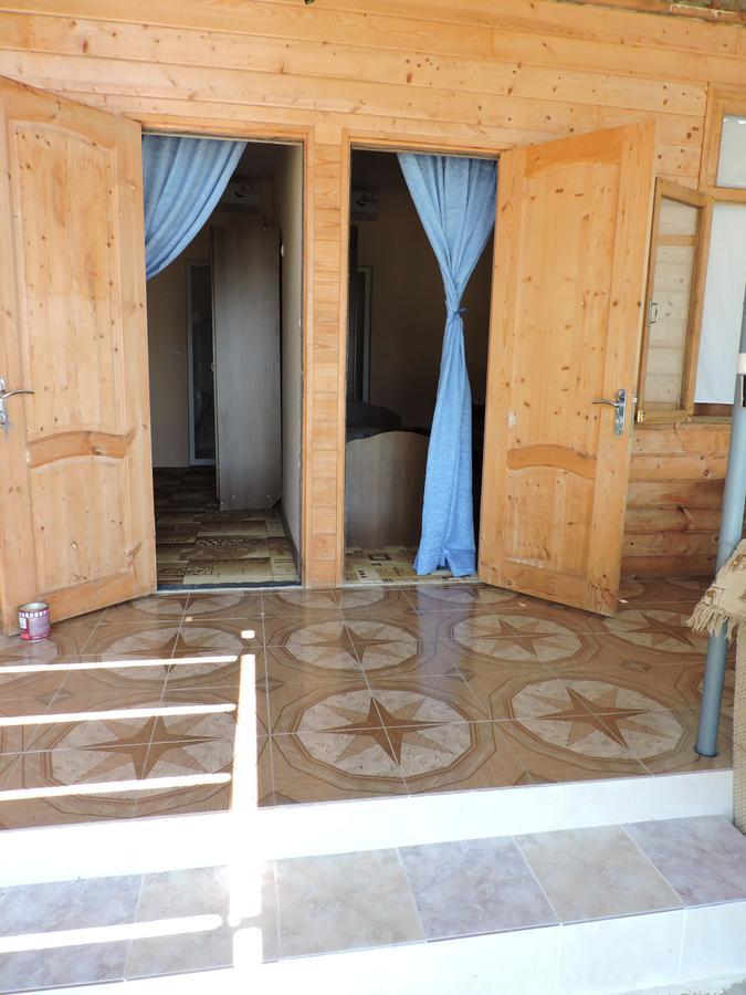 Guesthouse U Moti New Athos Екстериор снимка